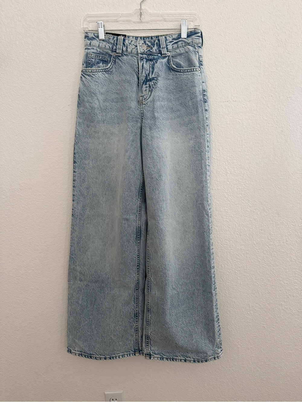 H&M Light Wash Wide-Leg High-Rise Jeans